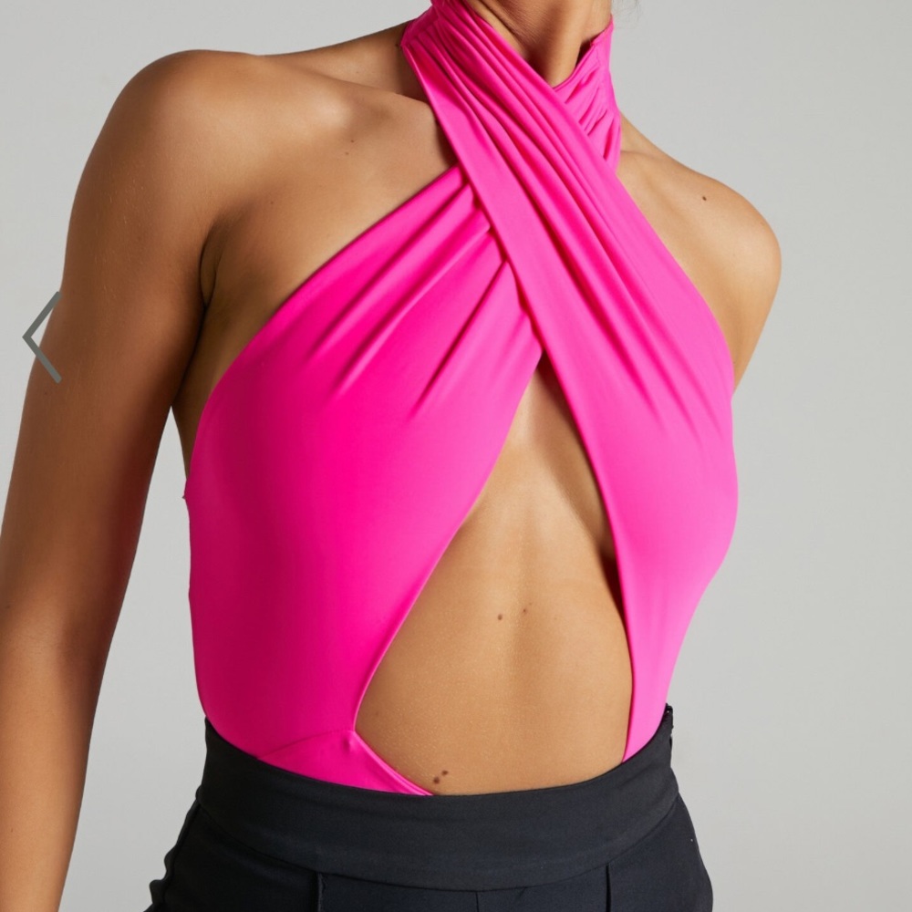Showpo Pink Bodysuit (new with tags)